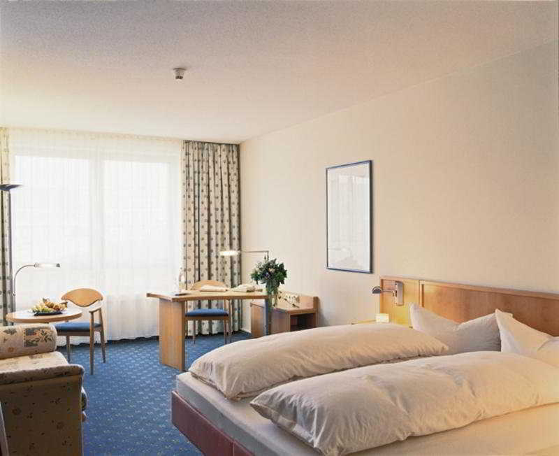 Elaya Hotel Frankfurt Oberursel Luaran gambar